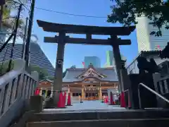 西久保八幡神社の鳥居