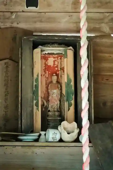 満照寺(黒田不動堂)の仏像