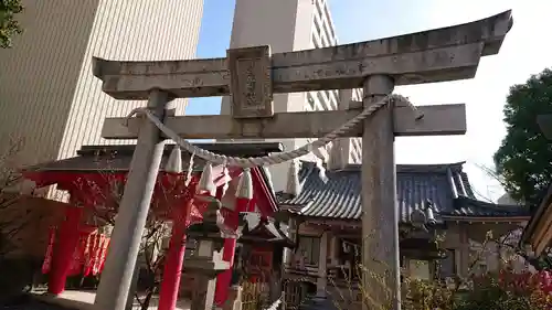 白山比咩神社の鳥居