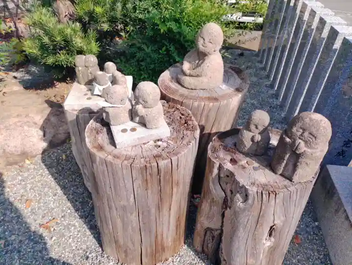 伊勢原 法泉寺の地蔵