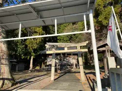 岸町浅間神社の鳥居