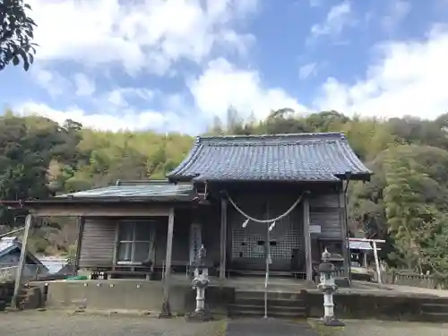 鹿野田神社の本殿・本堂