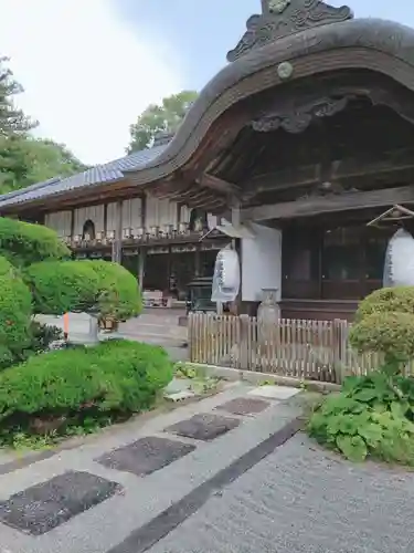 龍泉寺の本殿・本堂
