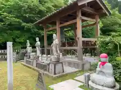 御誕生寺（猫寺）(福井県)