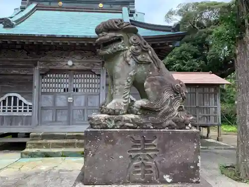 八幡神社の狛犬