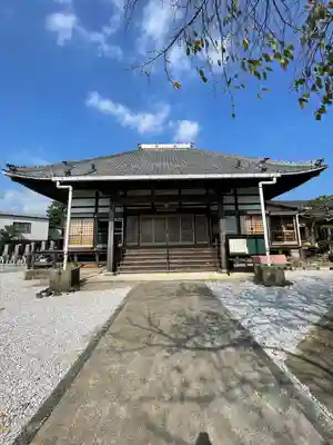 願照寺の本殿・本堂