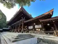 明治神宮の{uncategorized: "未分類", other: "その他", undefined: "問題あり", building: "その他建物", grave: "お墓", sacred_gate: "鳥居", guardian: "狛犬", statue: "像", buddha: "仏像", history: "歴史", nature: "自然", garden: "庭園", animal: "動物", pagoda: "塔", temizu: "手水舎", mountain_gate: "山門・神門", sanctuary: "本殿・本堂", subordinate: "末社・摂社", art: "芸術", scenery: "景色", jizo: "地蔵", ema: "絵馬", goshuin: "御朱印", omikuji: "おみくじ", items: "授与品その他", amulet: "お守り", goshuincho: "御朱印帳", eats: "食事", festival: "お祭り", votive_dance: "神楽", shichigosan: "七五三参", wedding: "結婚式", experience: "体験その他", initially: "初詣", around: "周辺", anti_infection: "感染症対策"}