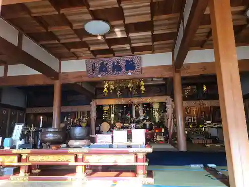 東漸寺の本殿・本堂