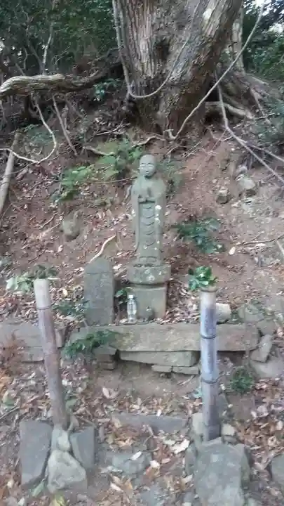 応利山報恩寺の地蔵