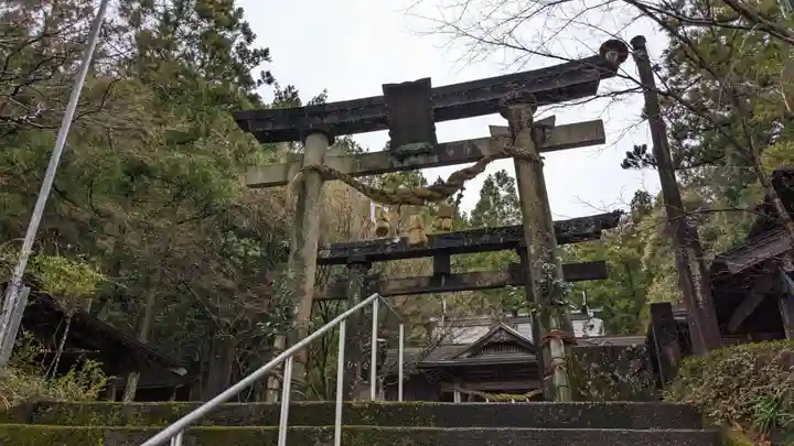 横倉神社の鳥居