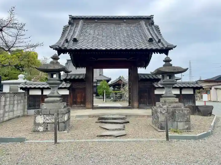 養報寺の{uncategorized: "未分類", other: "その他", undefined: "問題あり", building: "その他建物", grave: "お墓", sacred_gate: "鳥居", guardian: "狛犬", statue: "像", buddha: "仏像", history: "歴史", nature: "自然", garden: "庭園", animal: "動物", pagoda: "塔", temizu: "手水舎", mountain_gate: "山門・神門", sanctuary: "本殿・本堂", subordinate: "末社・摂社", art: "芸術", scenery: "景色", jizo: "地蔵", ema: "絵馬", goshuin: "御朱印", omikuji: "おみくじ", items: "授与品その他", amulet: "お守り", goshuincho: "御朱印帳", eats: "食事", festival: "お祭り", votive_dance: "神楽", shichigosan: "七五三参", wedding: "結婚式", experience: "体験その他", initially: "初詣", around: "周辺", anti_infection: "感染症対策"}