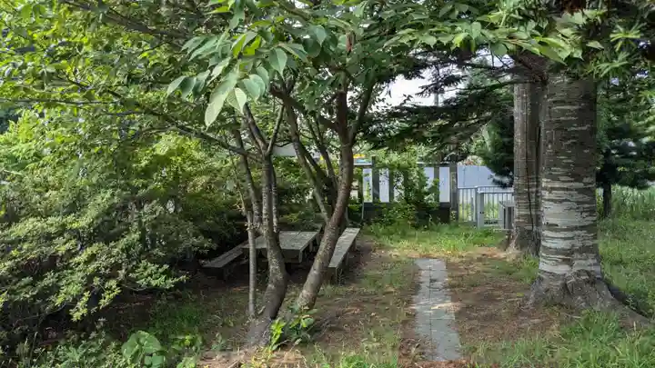 神山教会の庭園