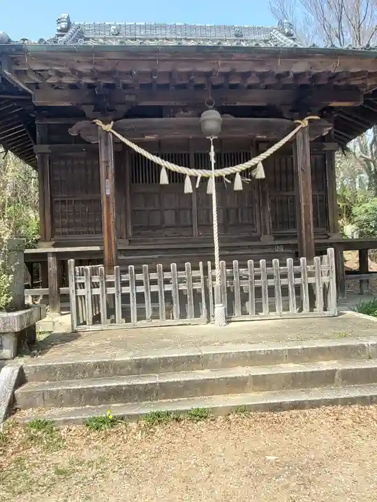 錦着山護国神社の本殿・本堂