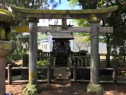 八幡神社の末社