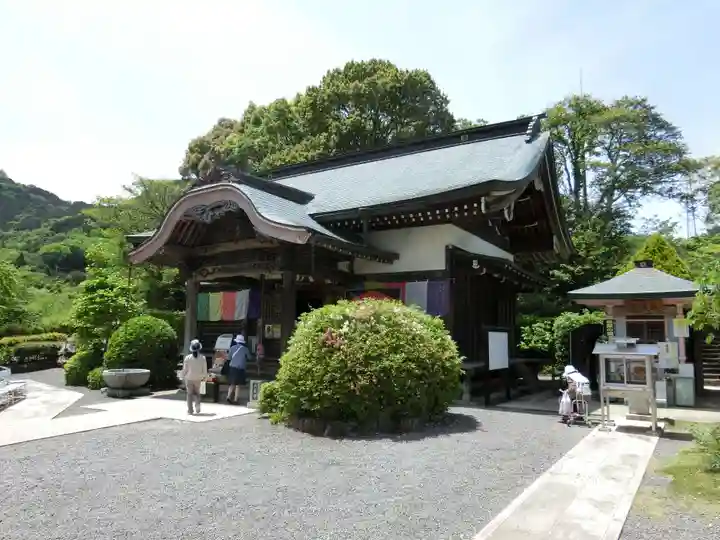八坂寺の本殿・本堂