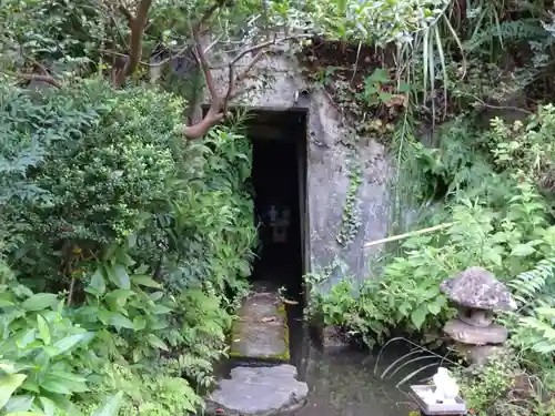 大綱金刀比羅神社の末社・摂社