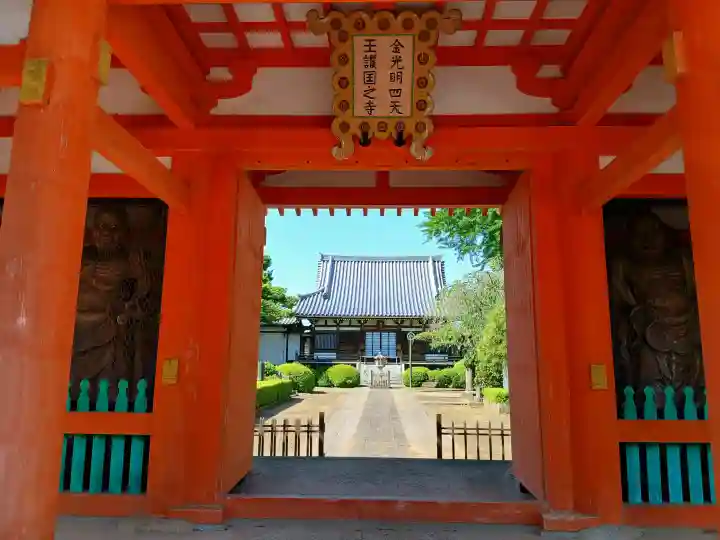 國分寺の{uncategorized: "未分類", other: "その他", undefined: "問題あり", building: "その他建物", grave: "お墓", sacred_gate: "鳥居", guardian: "狛犬", statue: "像", buddha: "仏像", history: "歴史", nature: "自然", garden: "庭園", animal: "動物", pagoda: "塔", temizu: "手水舎", mountain_gate: "山門・神門", sanctuary: "本殿・本堂", subordinate: "末社・摂社", art: "芸術", scenery: "景色", jizo: "地蔵", ema: "絵馬", goshuin: "御朱印", omikuji: "おみくじ", items: "授与品その他", amulet: "お守り", goshuincho: "御朱印帳", eats: "食事", festival: "お祭り", votive_dance: "神楽", shichigosan: "七五三参", wedding: "結婚式", experience: "体験その他", initially: "初詣", around: "周辺", anti_infection: "感染症対策"}