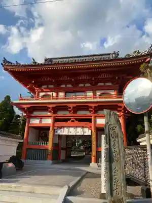 金泉寺の山門・神門
