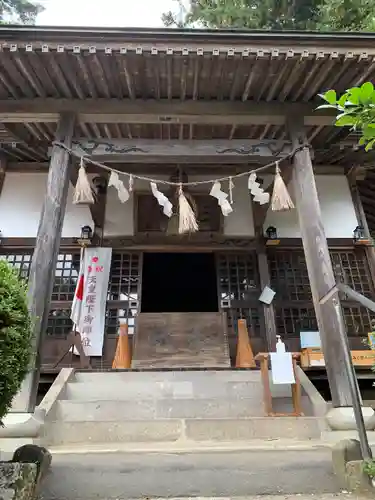 三峯神社の本殿・本堂