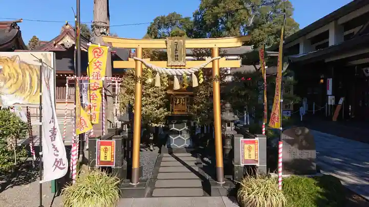 亀ケ池八幡宮の末社・摂社