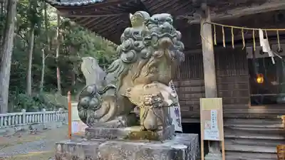 岩隈八幡宮の狛犬