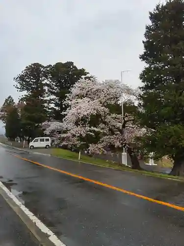 高司神社〜むすびの神の鎮まる社〜の周辺