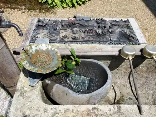 歓喜院の手水舎