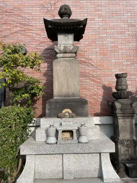 法真寺の{uncategorized: "未分類", other: "その他", undefined: "問題あり", building: "その他建物", grave: "お墓", sacred_gate: "鳥居", guardian: "狛犬", statue: "像", buddha: "仏像", history: "歴史", nature: "自然", garden: "庭園", animal: "動物", pagoda: "塔", temizu: "手水舎", mountain_gate: "山門・神門", sanctuary: "本殿・本堂", subordinate: "末社・摂社", art: "芸術", scenery: "景色", jizo: "地蔵", ema: "絵馬", goshuin: "御朱印", omikuji: "おみくじ", items: "授与品その他", amulet: "お守り", goshuincho: "御朱印帳", eats: "食事", festival: "お祭り", votive_dance: "神楽", shichigosan: "七五三参", wedding: "結婚式", experience: "体験その他", initially: "初詣", around: "周辺", anti_infection: "感染症対策"}