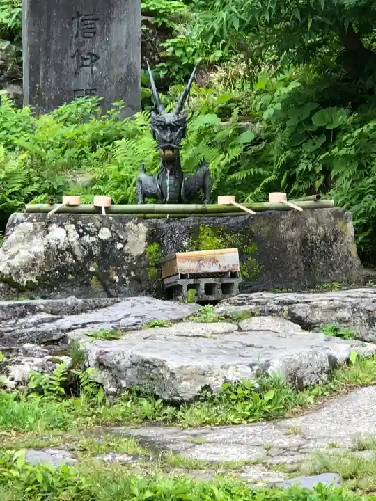 湯殿山神社(出羽三山神社)(山形県)