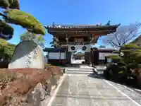定泰寺の山門・神門