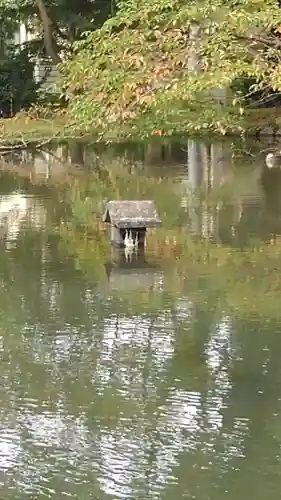 鳥海月山両所宮の末社