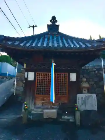 シュミイ地蔵のその他建物