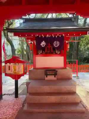 掘出稲荷神社の{uncategorized: "未分類", other: "その他", undefined: "問題あり", building: "その他建物", grave: "お墓", sacred_gate: "鳥居", guardian: "狛犬", statue: "像", buddha: "仏像", history: "歴史", nature: "自然", garden: "庭園", animal: "動物", pagoda: "塔", temizu: "手水舎", mountain_gate: "山門・神門", sanctuary: "本殿・本堂", subordinate: "末社・摂社", art: "芸術", scenery: "景色", jizo: "地蔵", ema: "絵馬", goshuin: "御朱印", omikuji: "おみくじ", items: "授与品その他", amulet: "お守り", goshuincho: "御朱印帳", eats: "食事", festival: "お祭り", votive_dance: "神楽", shichigosan: "七五三参", wedding: "結婚式", experience: "体験その他", initially: "初詣", around: "周辺", anti_infection: "感染症対策"}