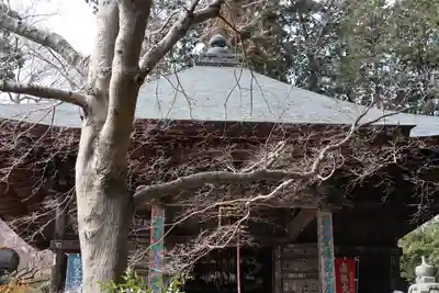 岩之上堂の本殿・本堂