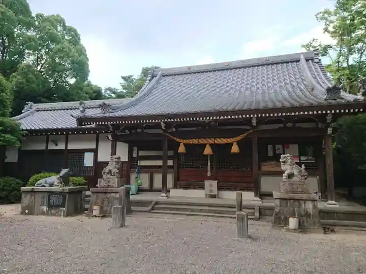 八幡神社の本殿・本堂