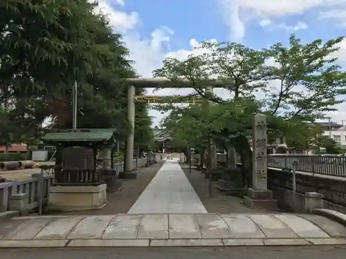 神明神社の鳥居