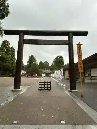 射水神社の鳥居