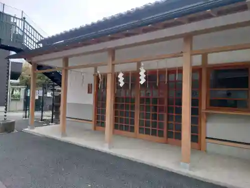 五方山熊野神社の{uncategorized: "未分類", other: "その他", undefined: "問題あり", building: "その他建物", grave: "お墓", sacred_gate: "鳥居", guardian: "狛犬", statue: "像", buddha: "仏像", history: "歴史", nature: "自然", garden: "庭園", animal: "動物", pagoda: "塔", temizu: "手水舎", mountain_gate: "山門・神門", sanctuary: "本殿・本堂", subordinate: "末社・摂社", art: "芸術", scenery: "景色", jizo: "地蔵", ema: "絵馬", goshuin: "御朱印", omikuji: "おみくじ", items: "授与品その他", amulet: "お守り", goshuincho: "御朱印帳", eats: "食事", festival: "お祭り", votive_dance: "神楽", shichigosan: "七五三参", wedding: "結婚式", experience: "体験その他", initially: "初詣", around: "周辺", anti_infection: "感染症対策"}