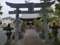 諏訪神社の鳥居