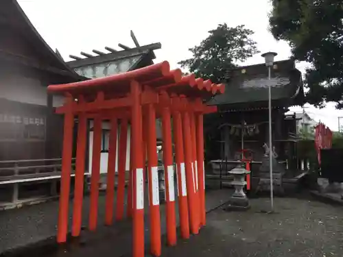 相模原氷川神社の鳥居