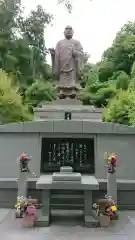 妙本寺の像