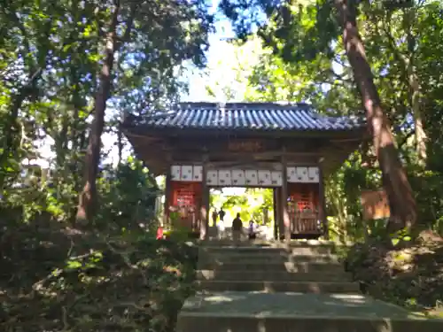 牛窓神社の山門・神門