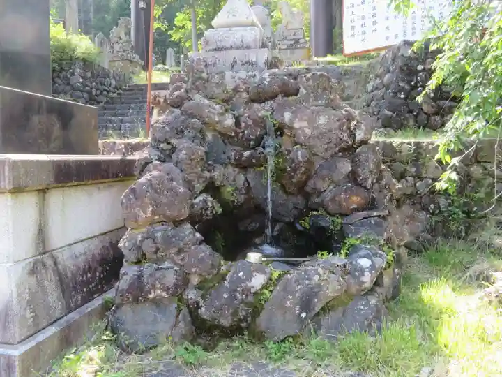 御嶽神社(王滝口)里宮の手水舎