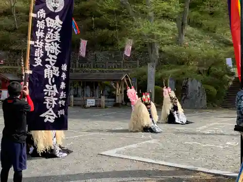 南部神社の神楽