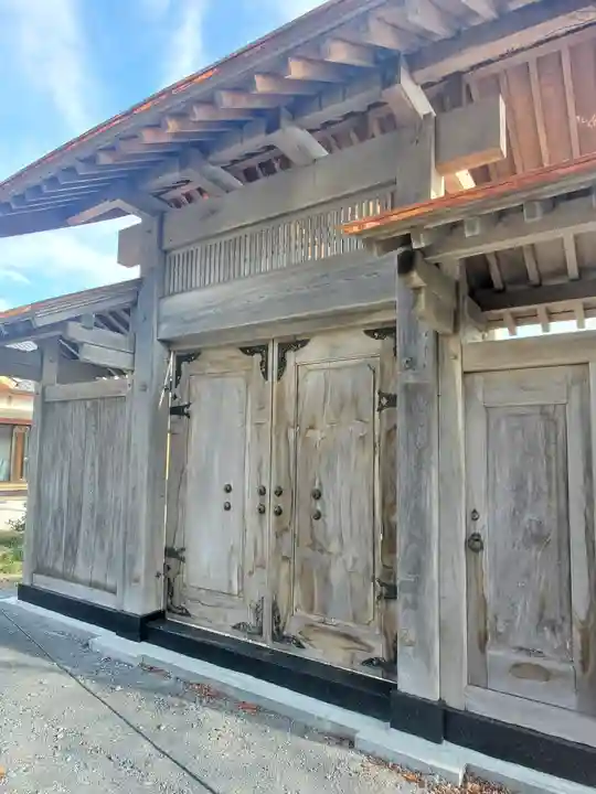 大聖護国寺の山門・神門