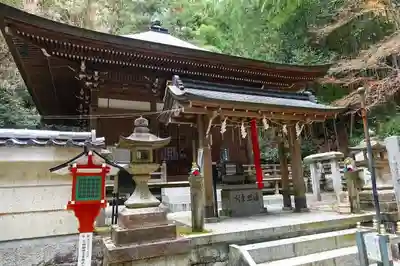 狸谷山不動院の本殿・本堂