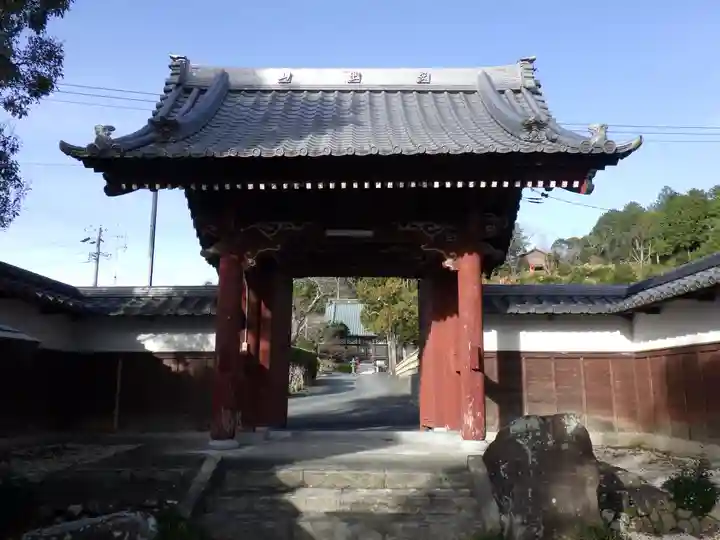 長福寺の山門・神門