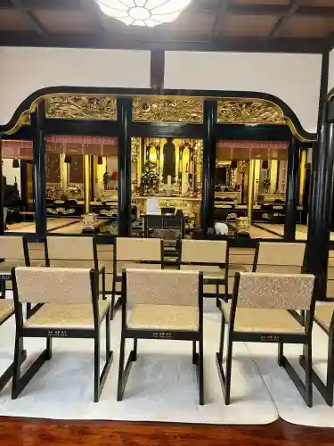 忠綱寺の{uncategorized: "未分類", other: "その他", undefined: "問題あり", building: "その他建物", grave: "お墓", sacred_gate: "鳥居", guardian: "狛犬", statue: "像", buddha: "仏像", history: "歴史", nature: "自然", garden: "庭園", animal: "動物", pagoda: "塔", temizu: "手水舎", mountain_gate: "山門・神門", sanctuary: "本殿・本堂", subordinate: "末社・摂社", art: "芸術", scenery: "景色", jizo: "地蔵", ema: "絵馬", goshuin: "御朱印", omikuji: "おみくじ", items: "授与品その他", amulet: "お守り", goshuincho: "御朱印帳", eats: "食事", festival: "お祭り", votive_dance: "神楽", shichigosan: "七五三参", wedding: "結婚式", experience: "体験その他", initially: "初詣", around: "周辺", anti_infection: "感染症対策"}