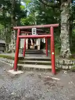 新屋山神社奥宮(山梨県)