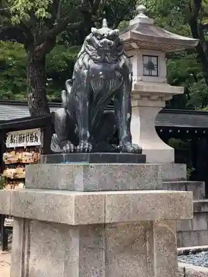 湊川神社の狛犬